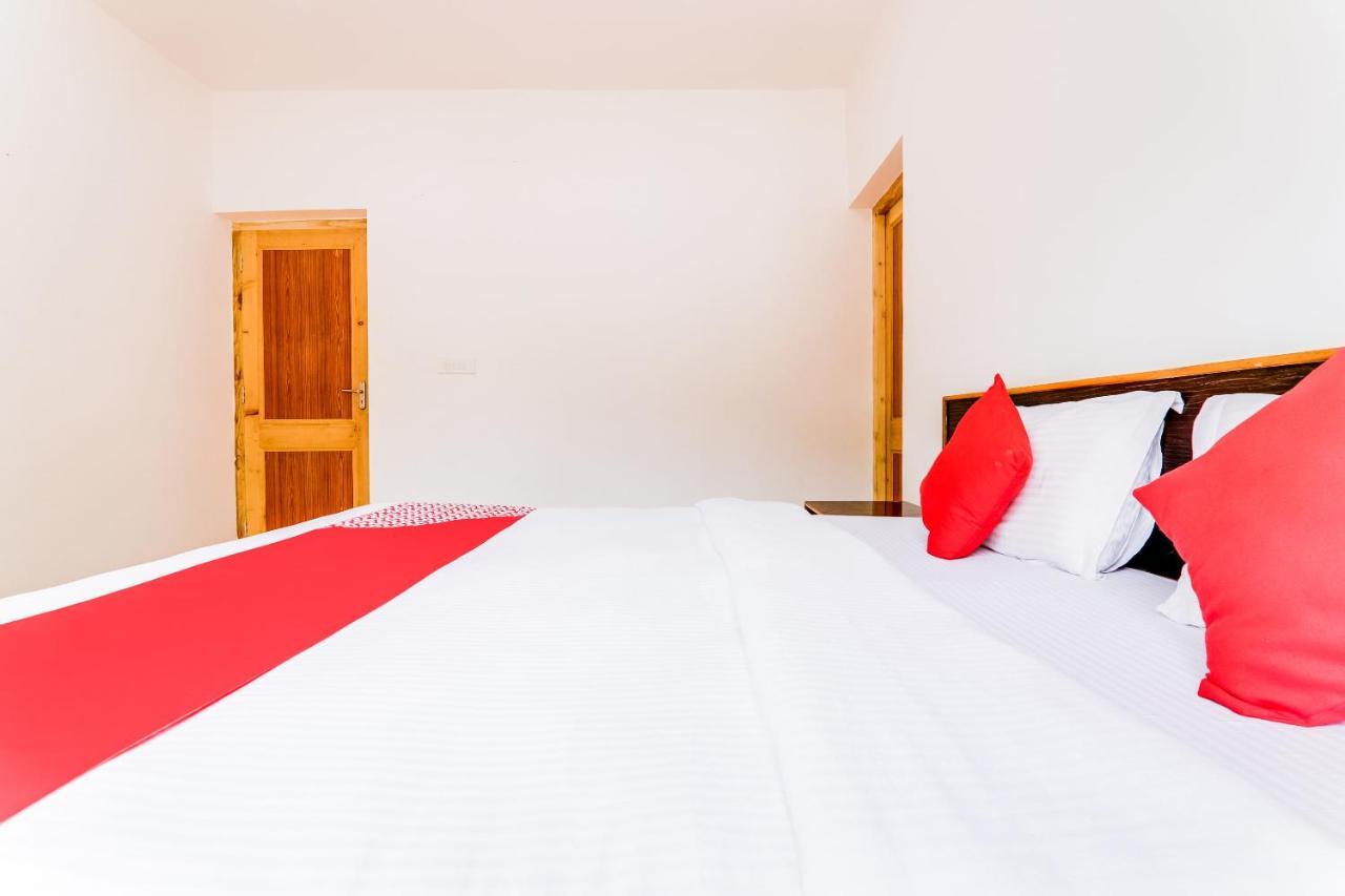 Oyo 72466 Hotel Yuvraj Shivpurī Buitenkant foto