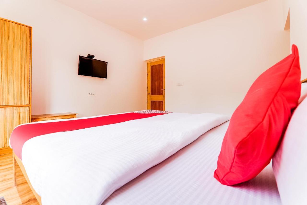 Oyo 72466 Hotel Yuvraj Shivpurī Buitenkant foto