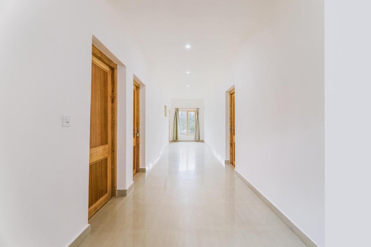Oyo 72466 Hotel Yuvraj Shivpurī Buitenkant foto