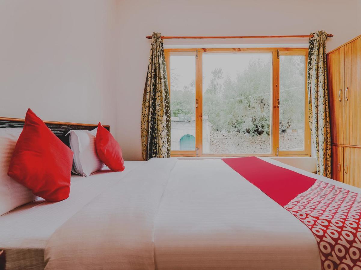 Oyo 72466 Hotel Yuvraj Shivpurī Buitenkant foto